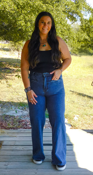 Dark Wash High Rise Pocket Detail Wide Leg Jeans