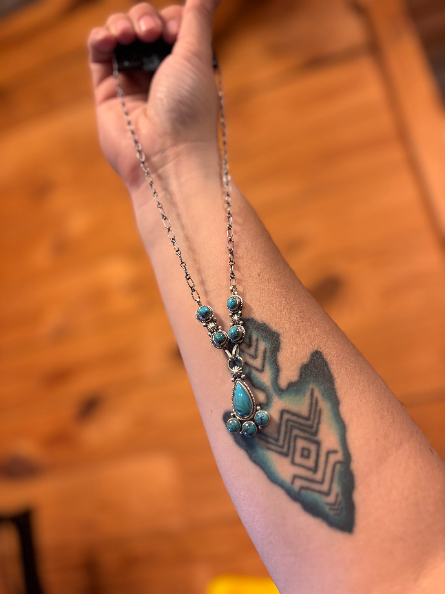 Kingman Cluster Lariat